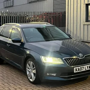 2017 Skoda Superb Estate Diesel 2.0 TDI CR SE L Executive - Image 5