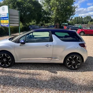 Citroen DS3 2014 1.6 VTi 3-door hatchback - Image 3