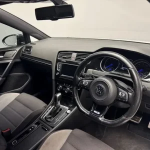 2015 Volkswagen Golf 2.0 TSI BlueMotion Tech R Hatchback - Image 3