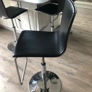 Kitchen Bar Stools x 4 - Image 3