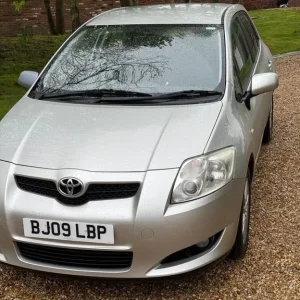 2009 Toyota Auris 1.3 Manual 5 Door Hatchback - Image 6