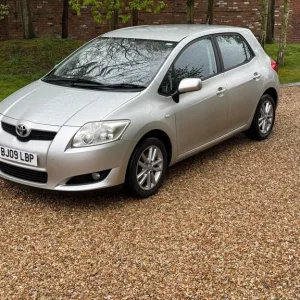 2009 Toyota Auris 1.3 Manual 5 Door Hatchback - Image 8