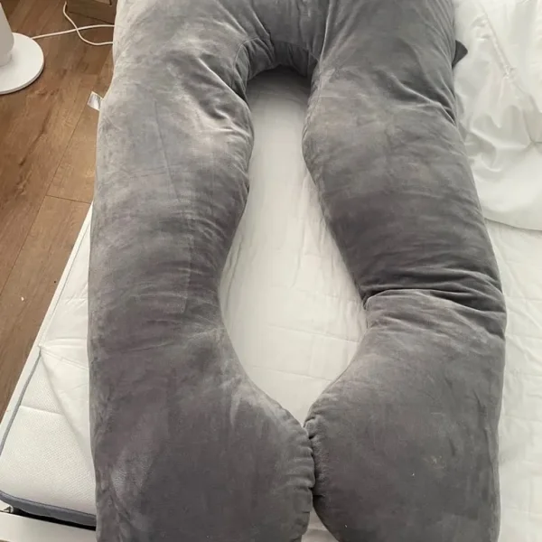 Pregnancy pillow