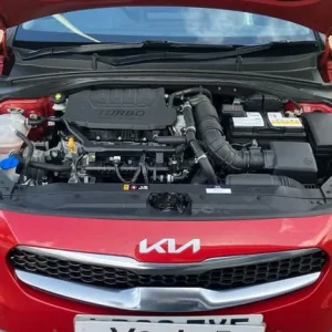2022 Kia XCeed 1.5T GDi ISG 4-door Petrol Hatchback - Image 8