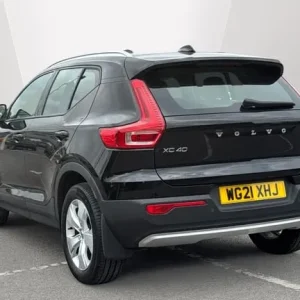 2021 Volvo XC40 1.5 T3 Momentum 5-door petrol estate manual - Image 2