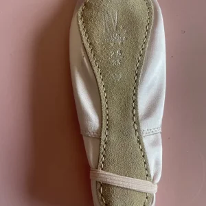 Satin real suede sole ballet shoes size 2.5 - Image 5
