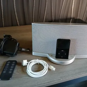iPod Classic and Bose SoundDock Bundle