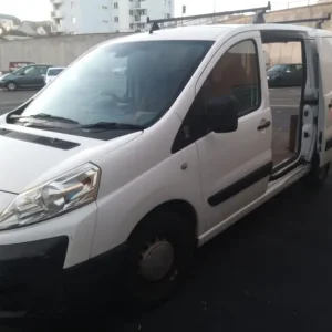 White Citroen Dispatch Van 2008 Manual with Spares and Repair Parts - Image 6