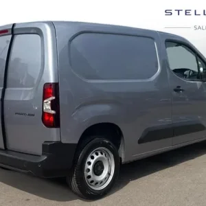 2024 Peugeot Partner 1.5 BlueHDi Panel Van - Image 3