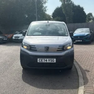 2024 Peugeot Partner 1.5 BlueHDi Panel Van - Image 8
