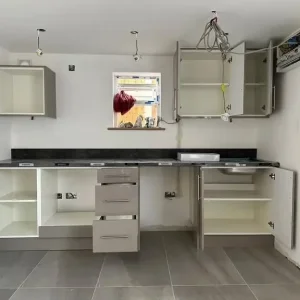 Bathroom and kitchen refurbishment, painting, plumbing - Image 7