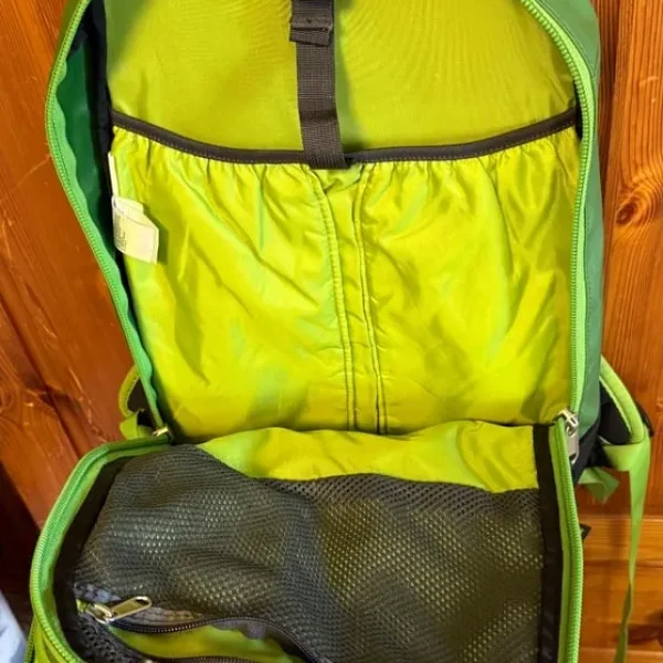 NORTH FACE DOUBLE SHOT BACKPACK IN GREEN