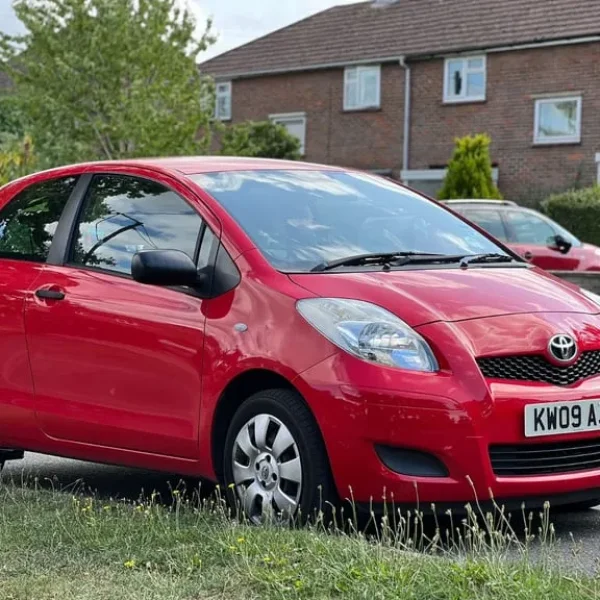 Toyota Yaris 33k miles Blossom Red manual