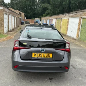 2019 Toyota Prius Hatchback 1798cc 5-door - Image 2