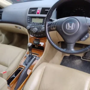 2007 Honda Accord VTEC Automatic - Image 4
