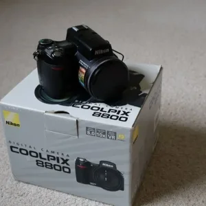 Nikon Coolpix 8800 - Image 2