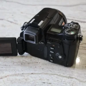 Nikon Coolpix 8800 - Image 3