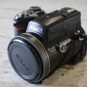 Nikon Coolpix 8800 - Image 8