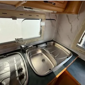 Elddis Odyssey 432 2004 caravan - Image 4