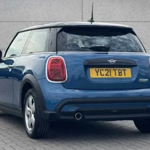 2021 MINI Hatch 1.5 Cooper Classic 3dr Hatchback Petrol Manual - Image 2