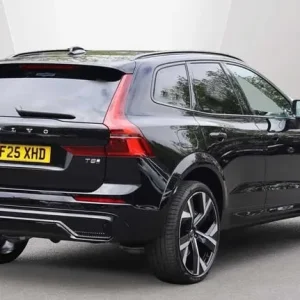 2025 Volvo XC60 T8 AWD PHEV Estate Ultra Dark - Image 2