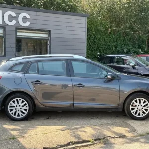 2014 Renault Megane 1.5 dCi ENERGY Dynamique TomTom Sport Tourer Euro 5 (s/s) 5-door - Image 8