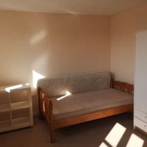 Big room for rent - Image 2