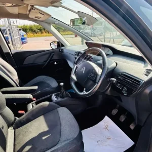 2018 Citroen Grand C4 SpaceTourer 1.6 BlueHDi Touch Edition MPV - Image 3