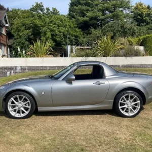 2012 Mazda MX-5 2.0i Sport Tech Roadster Convertible - Image 5