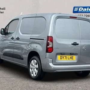 2021 Vauxhall Combo 1.5TD 100PS Griffin 2000 Panel Van Diesel Manual - Image 2