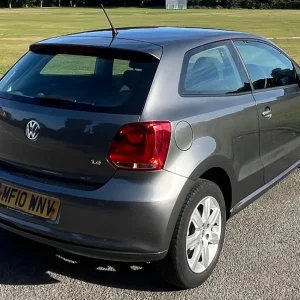 Volkswagen Polo Hatchback 2010 Manual 3-Door - Image 7