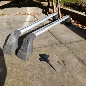 VW Branded Roof Bars for Golf Mk 7