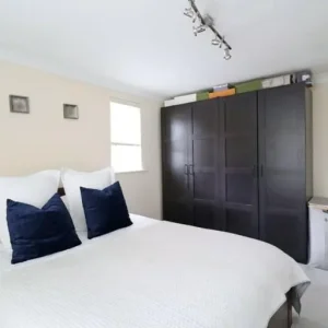 En-Suite Room Available
