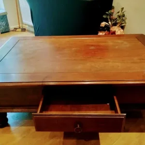 Solid mahogany coffee table - Image 3