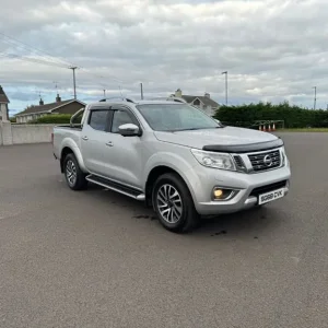 2018 Nissan Navara Tekna 2.3 DCI Manual - Image 7
