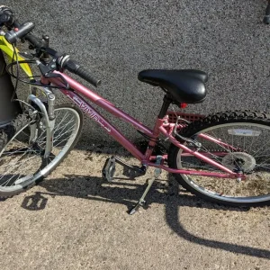 Girls Mountain Bike - Image 2