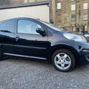 2013 Peugeot 107 1.0L Petrol Hatchback - Image 5