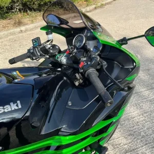 2020 Kawasaki ZZR1400 HLF – 20k miles, ABS, TCS, HPI clear - Image 6