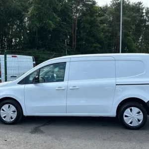 2025 Nissan Townstar 1.3 TCe Tekna L2 Euro 6 (white) 6dr Panel Van Petrol Manual - Image 6