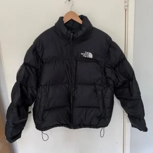 North Face Nuptse - L