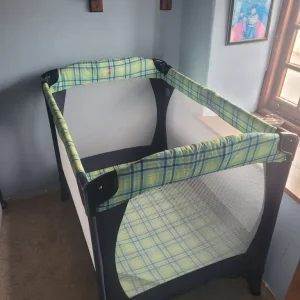 Travel cot - Image 3