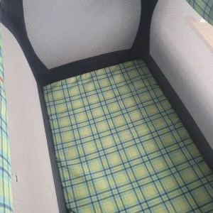 Travel cot