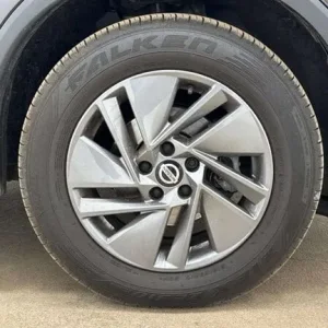 2022 Nissan Qashqai 1.3 DIG-T Mild Hybrid 5-door Hatchback - Image 6