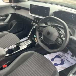 2024 Peugeot 2008 Electric Hatchback 54kWh 5-door Auto - Image 6