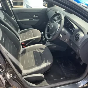 2020 Dacia Sandero Stepway Essential TCE Hatchback - Image 7