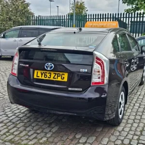 2013 Toyota Prius 1.8 Hybrid 5-seater Hatchback - Image 3