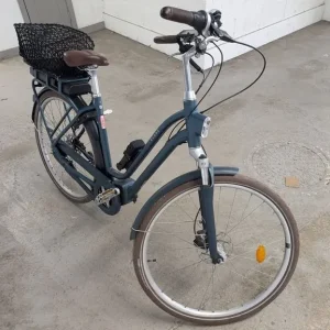 Electric Dutch-Style City Bike Elops 920 E with Sold Secure Gold Lock - Image 3