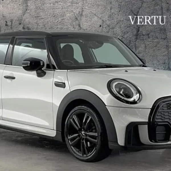 2022 MINI Cooper Sport 1.5 Auto – White Silver Hatchback