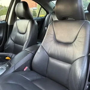 Volvo S60 2003 Manual Diesel - Image 8