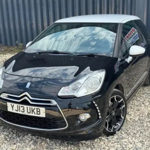 2013 Citroen DS3 e-HDi DStyle Plus Euro 5 - Image 2